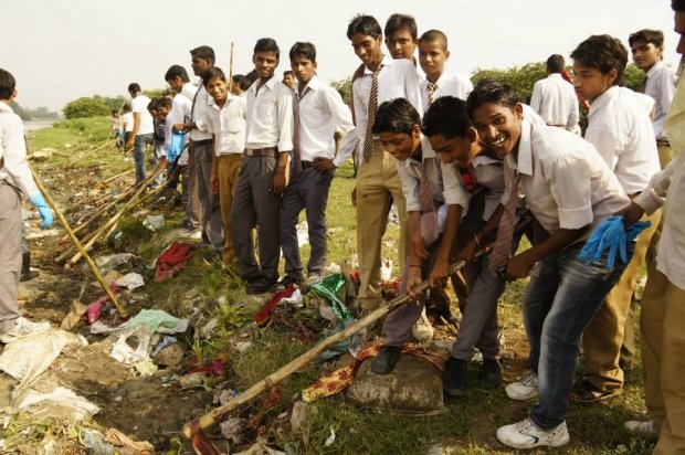 Gomti Clean-up and Tree Plantation in Lucknow