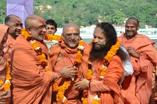 Gurukul Parivar (SGVP) and Ganga Action Parivar pledge to bridge