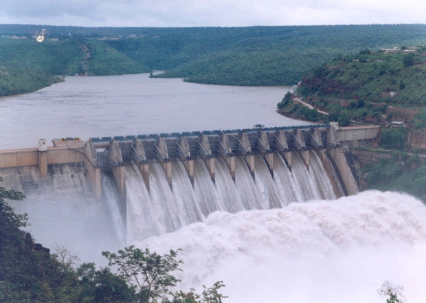 In the News: Dams without responsibility