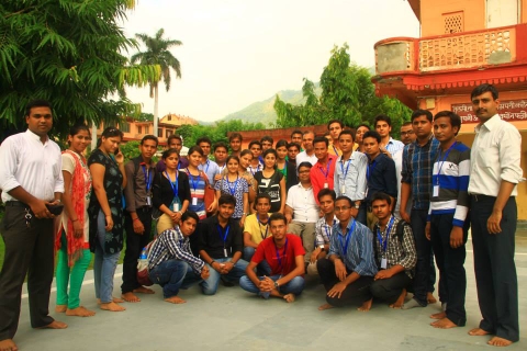 Management Students Take the Green Pledge